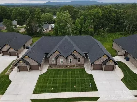 3361 48th Ne 20a Ave NE #20A, Hickory, NC 28601