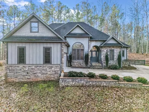 351 E Rambling Crk, Tryon, NC 28782 photo 2