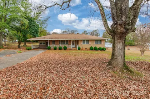 2100 Jb Denton Rd, Lancaster, SC 29720