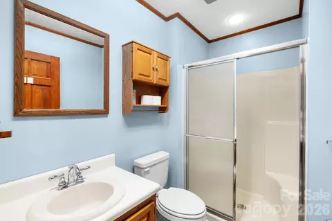 Bath - 1295 Cattle Ridge Rd, Cheraw, SC 29520 photo 2 of 2