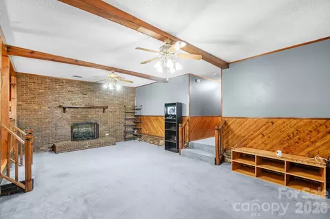 Living - 1295 Cattle Ridge Rd, Cheraw, SC 29520 photo 3 of 5