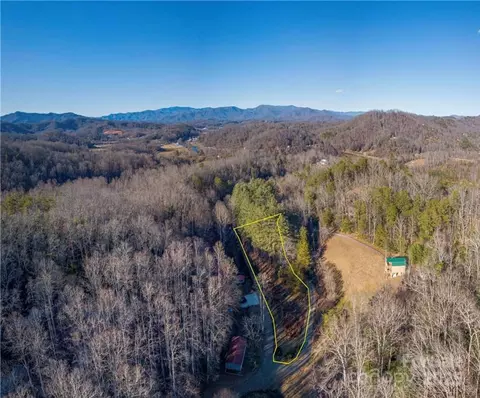 00 Cougar Ln, Whittier, NC 28789