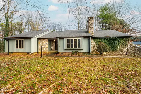 3250 15th Ne St NE, Hickory, NC 28601