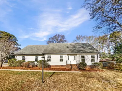 2400 Amity Ave, Gastonia, NC 28054
