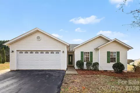 105 3rd Nw Ave NW, Hildebran, NC 28637