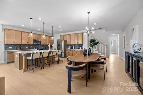 2962 Clyde Dr, Charlotte, NC 28208