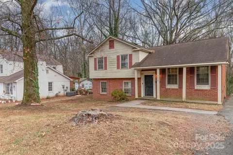 7126 Covecreek Dr, Charlotte, NC 28215