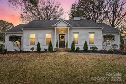 4714 Dawnridge Dr, Charlotte, NC 28226