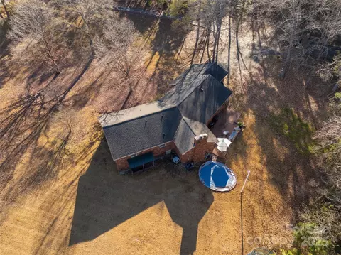 View/Area - 2570 Pineview Dr, Lancaster, SC 29720 photo 6 of 8