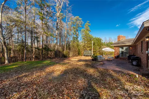 Exterior - 2570 Pineview Dr, Lancaster, SC 29720 photo 3 of 6