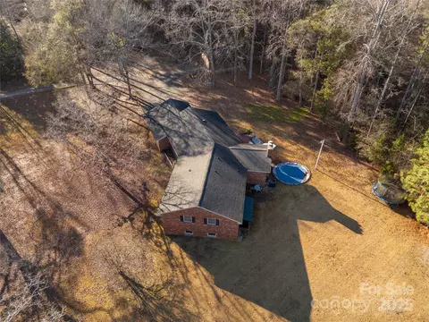 View/Area - 2570 Pineview Dr, Lancaster, SC 29720 photo 7 of 8