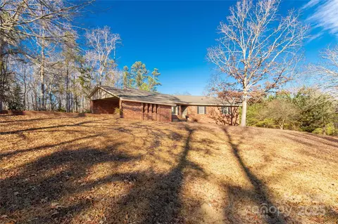 Exterior - 2570 Pineview Dr, Lancaster, SC 29720 photo 6 of 6