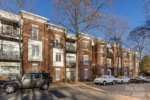 751 Garden District Dr, Charlotte, NC 28202