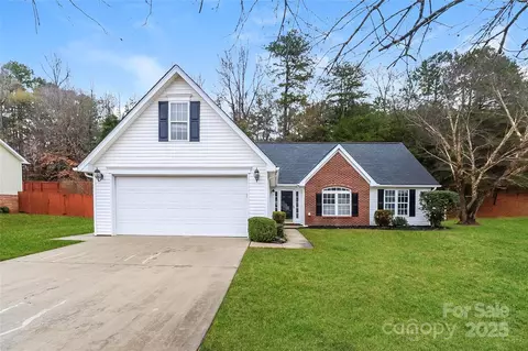 124 Autumn Woods Blvd, Mount Holly, NC 28120