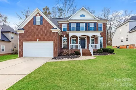 1637 Essex Hall Dr, Rock Hill, SC 29730