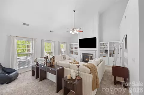 14569 Greenpoint Ln, Huntersville, NC 28078