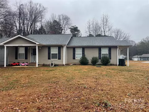 905 Peachtree Rd, Charlotte, NC 28216