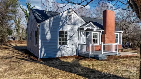1226 Plaza Nw St NW, Lenoir, NC 28645