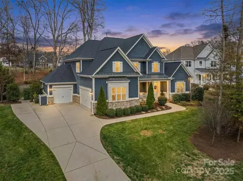 208 S Shore Dr, Belmont, NC 28012