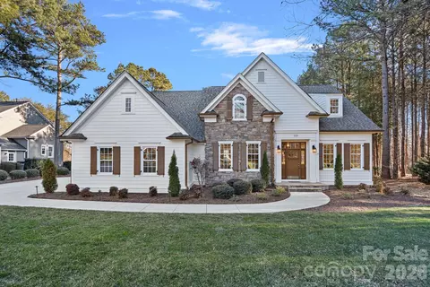 129 Hopkinton Dr, Mooresville, NC 28117
