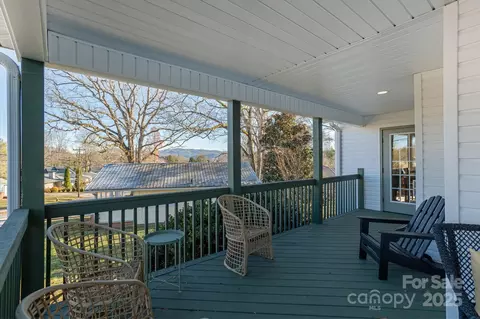 Exterior - 477 Probart St, Brevard, NC 28712 photo 3 of 10