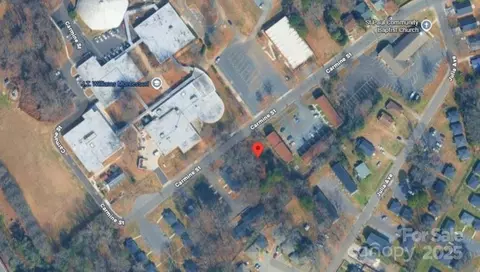 2411 Carmine St, Charlotte, NC 28206