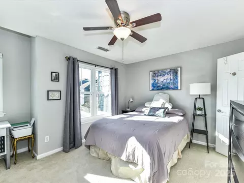 Bedroom - 17541 Tuscany Ln, Cornelius, NC 28031 photo 4 of 5