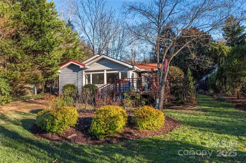 106 Spooks Branch Rd, Asheville, NC 28804