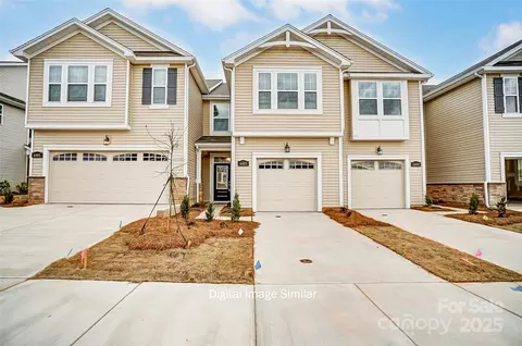 7513 Hodges Meadow Ln, Charlotte, NC 28213