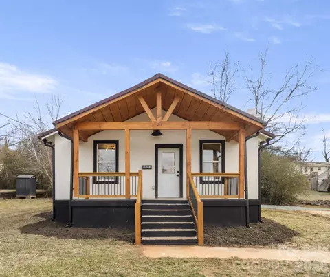 342 N Cleghorn St, Rutherfordton, NC 28139