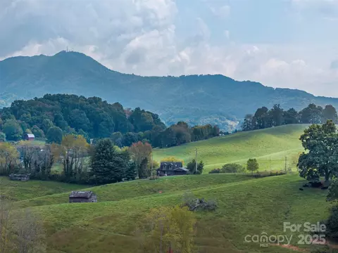 204 Ty Lea 17 Dr #17, Waynesville, NC 28785