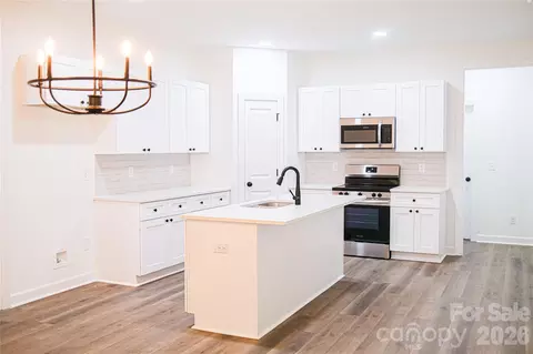 1129 Grady St, Salisbury, NC 28144