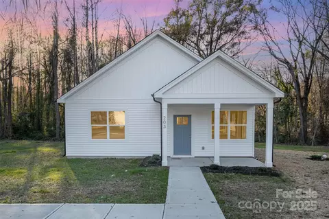 203 Williams St, York, SC 29745
