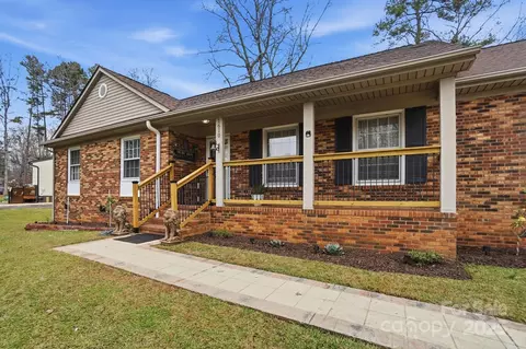 1610 Windyrush Ln, Gastonia, NC 28054