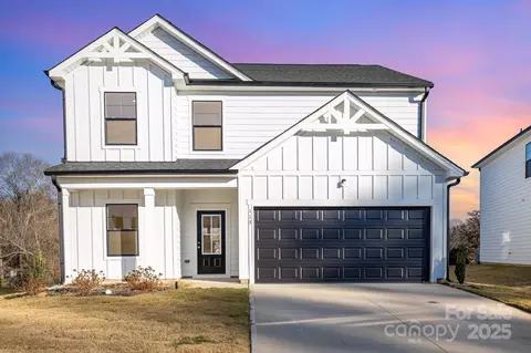 113 Silverwood Ct, Mooresville, NC 28115