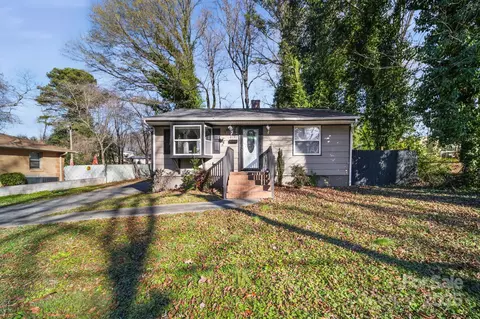 2147 Purser Dr, Charlotte, NC 28215