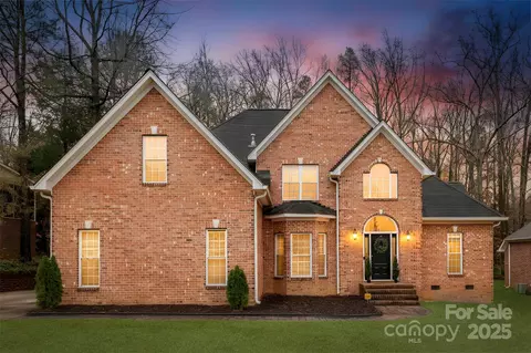 2831 Arrowwood Ln, Rock Hill, SC 29732