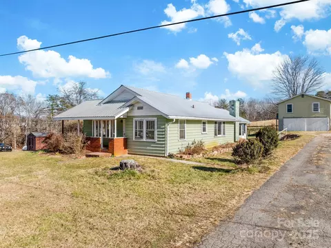 Exterior - 71 Lower Glady Fork Rd, Candler, NC 28715 photo 2 of 5