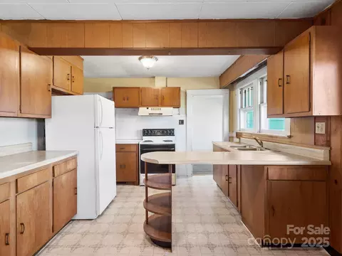 Kitchen - 71 Lower Glady Fork Rd, Candler, NC 28715 photo 1 of 3