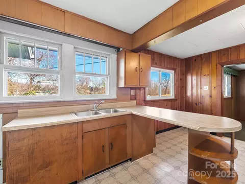 Kitchen - 71 Lower Glady Fork Rd, Candler, NC 28715 photo 2 of 3