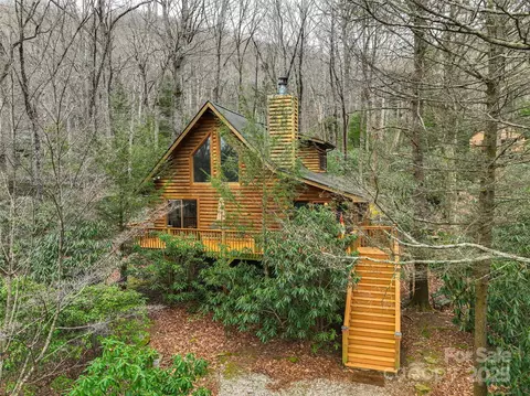 741 S Toe River Rd, Burnsville, NC 28714