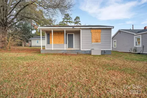 2454 Elmin St, Charlotte, NC 28208