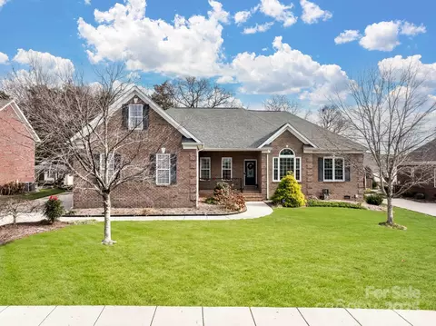 724 King Fredrick Sw Ln SW, Concord, NC 28027