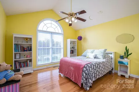 Bedroom - 1611 Emmaus Walk, Conover, NC 28613 photo 3 of 6