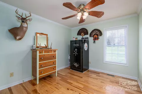 Bedroom - 1611 Emmaus Walk, Conover, NC 28613 photo 5 of 6