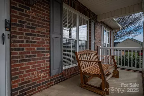 Exterior - 1611 Emmaus Walk, Conover, NC 28613 photo 3 of 7