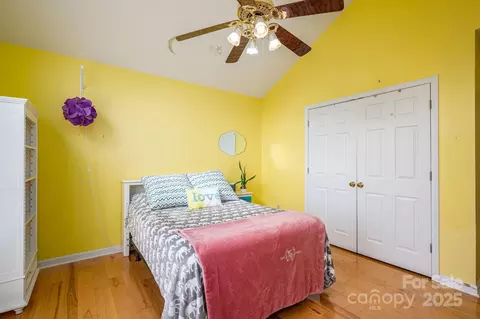 Bedroom - 1611 Emmaus Walk, Conover, NC 28613 photo 4 of 6