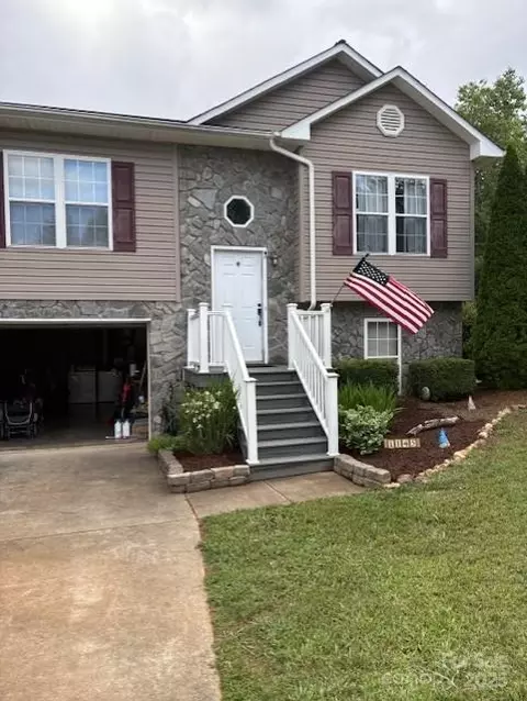 1145 Allman Ridge Rd, Morganton, NC 28655