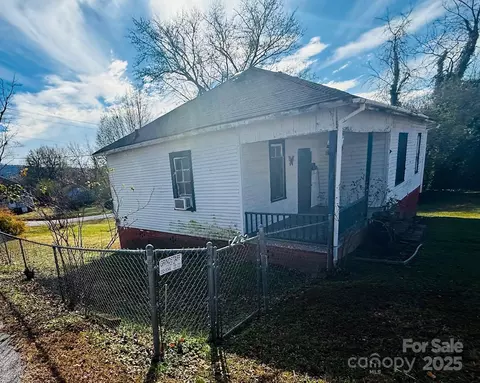 Exterior - 45 Gladden St, Marion, NC 28752 photo 3 of 6
