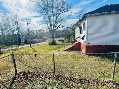 Exterior - 45 Gladden St, Marion, NC 28752 photo 4 of 6
